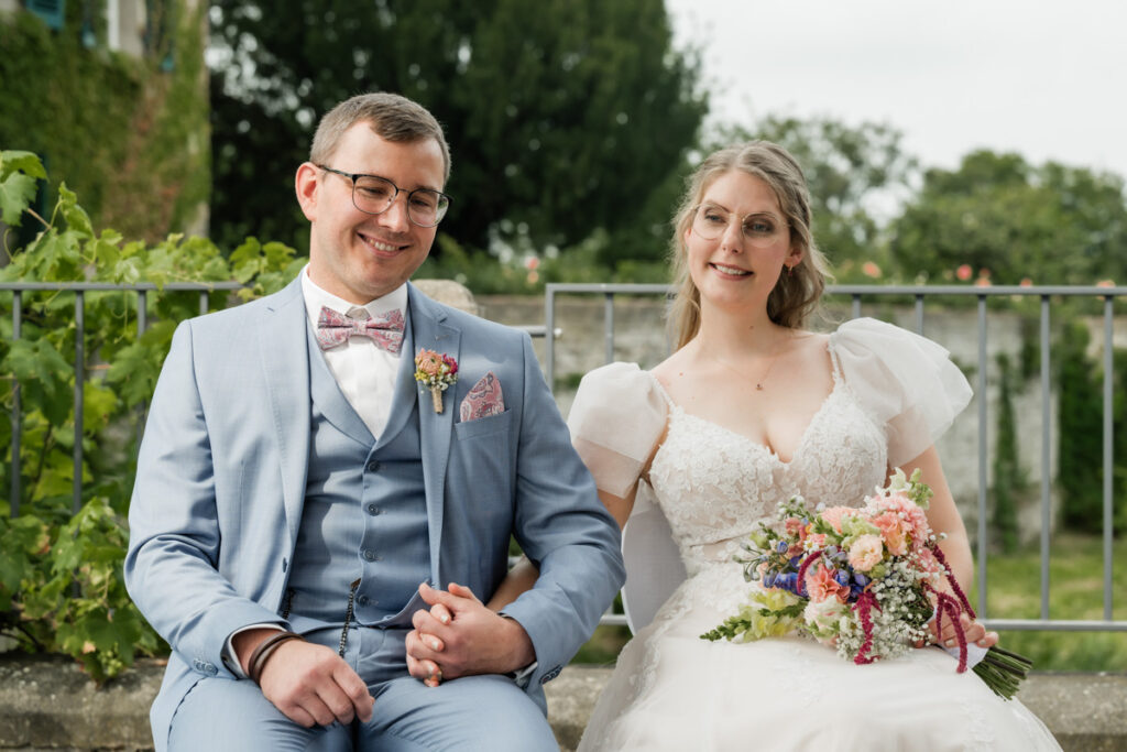 Brautpaar bei der freien Trauung