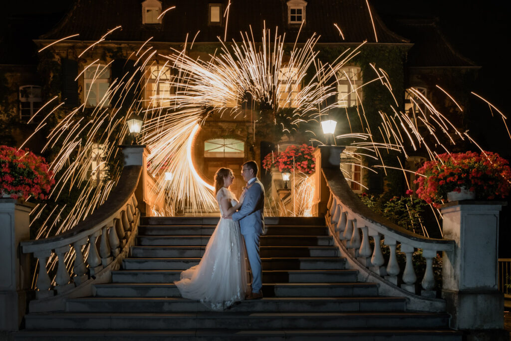 hochzeitsfotograf essen fotografiert ein spektakuläres Hochzeitsfotos auf schloss linnep