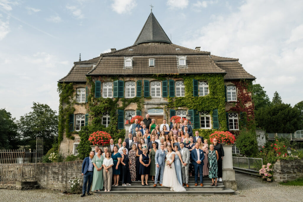 hochzeitsfotograf essen fotografiert die Gäste