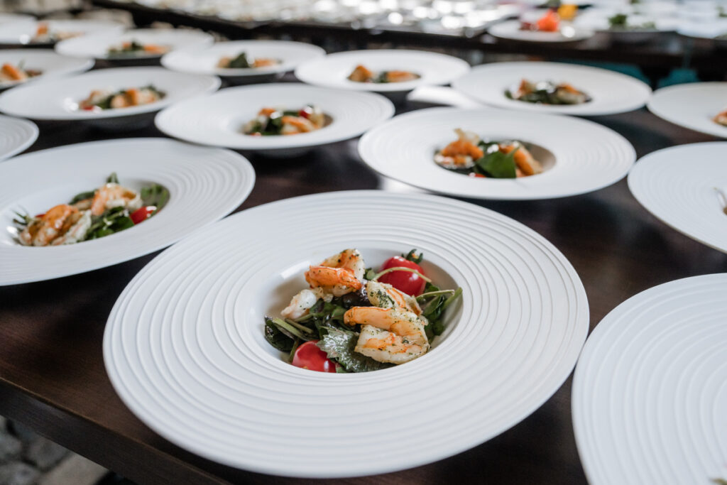 das Abendessen für die Hochzeitsgäste