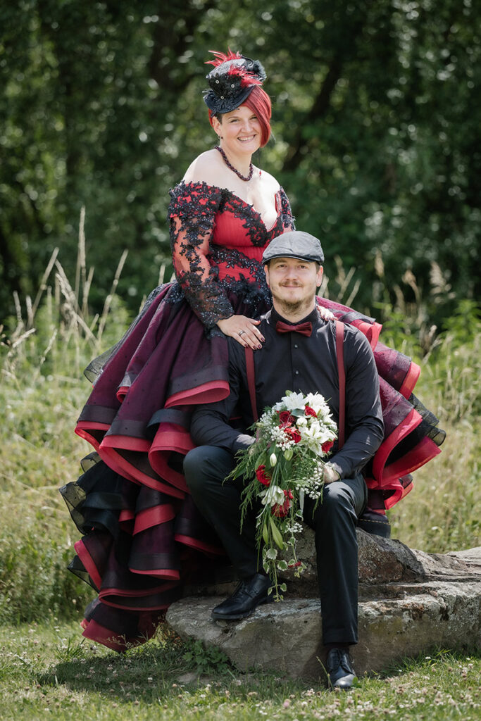 gothic hochzeit fotoshooting mit gothic Brautpaar von andreas zabel
