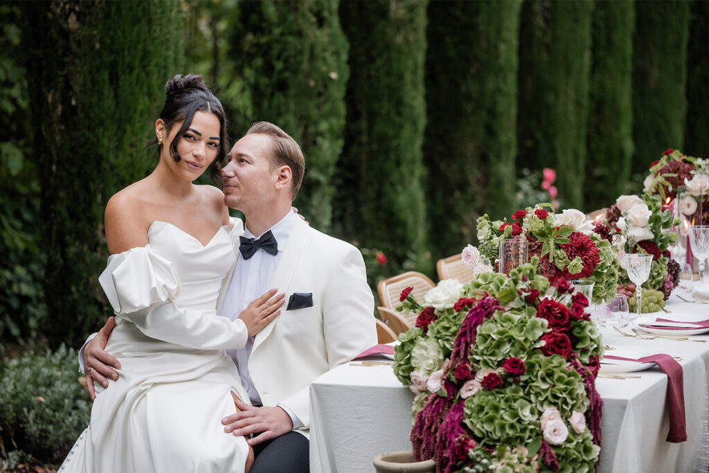 Elegante Luxury Wedding in Essen mit hochwertiger Dekoration und emotionalem Brautpaar